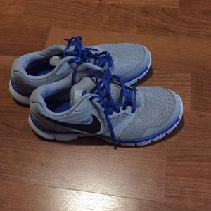 Men Nike sneakers